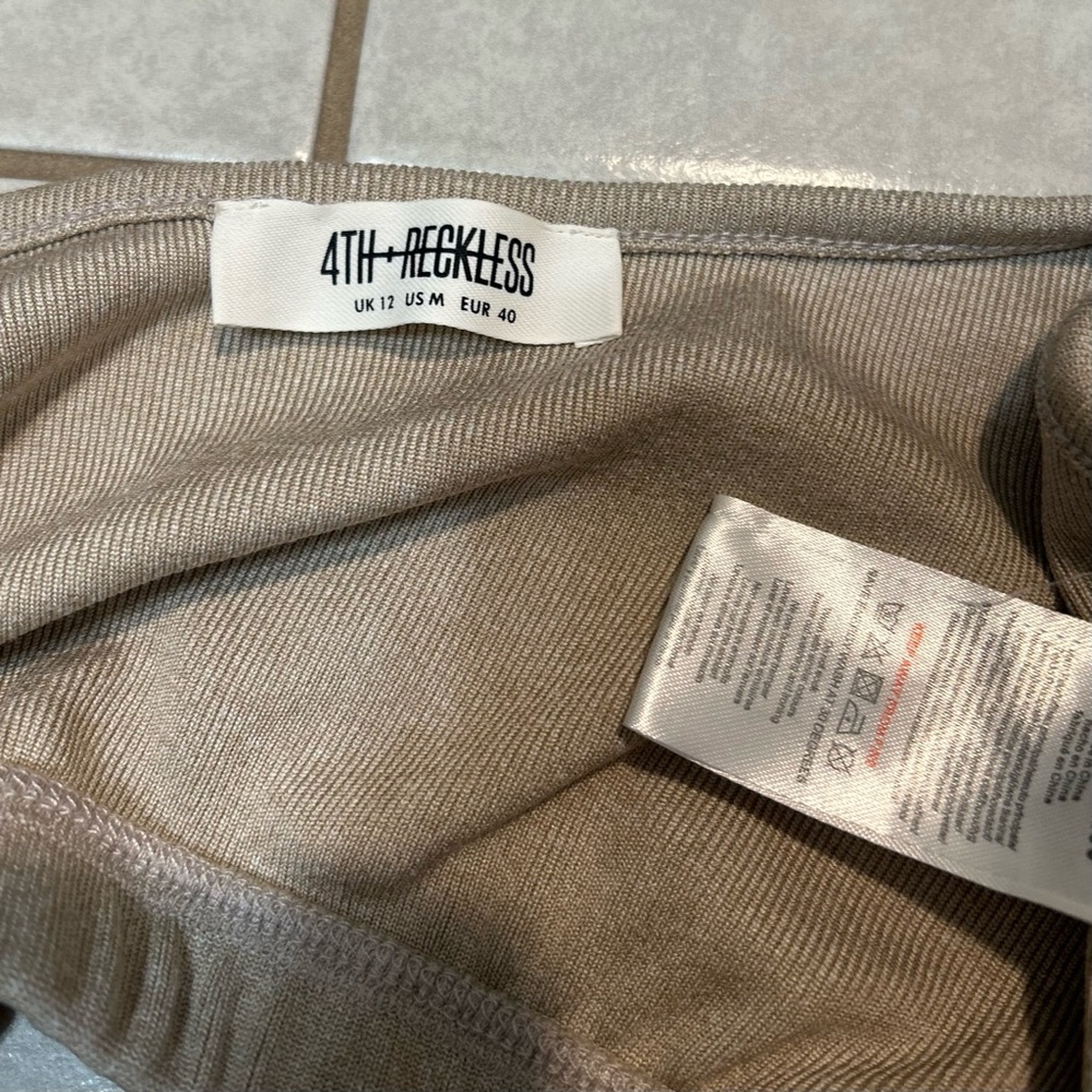 4th & Reckless Sia crop top - Picture 6 of 7